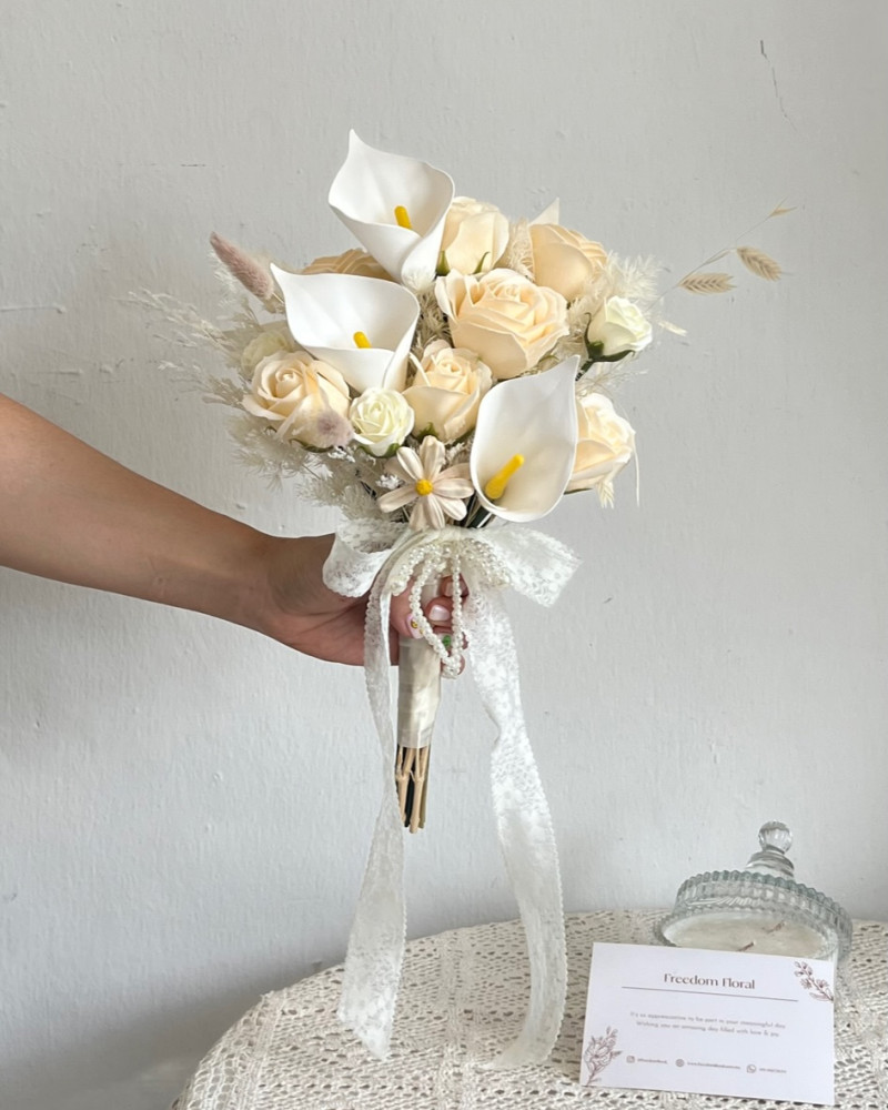 Sandy Bridal bouquet (Soap Flower)
