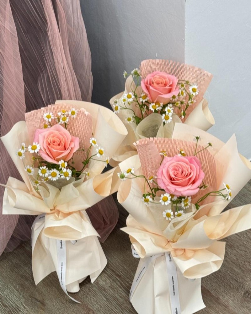 鲜花粉玫瑰 pink rose（fresh flower）