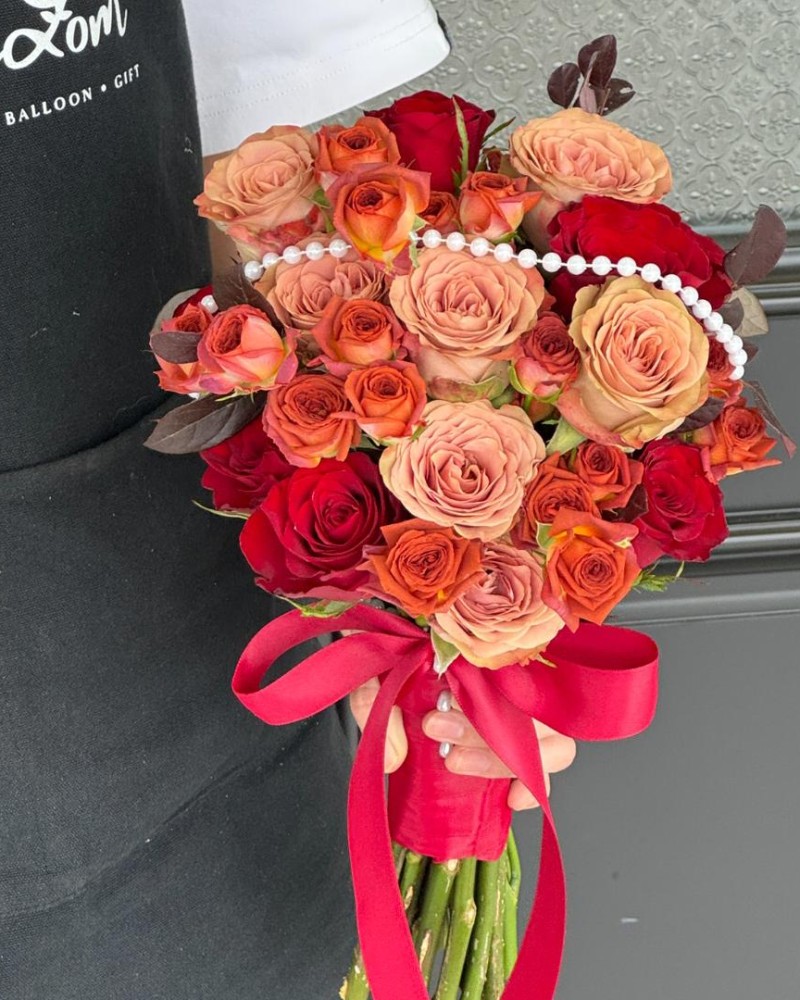 Cappucino Rose Mix Bridal Bouquet（fresh flower）