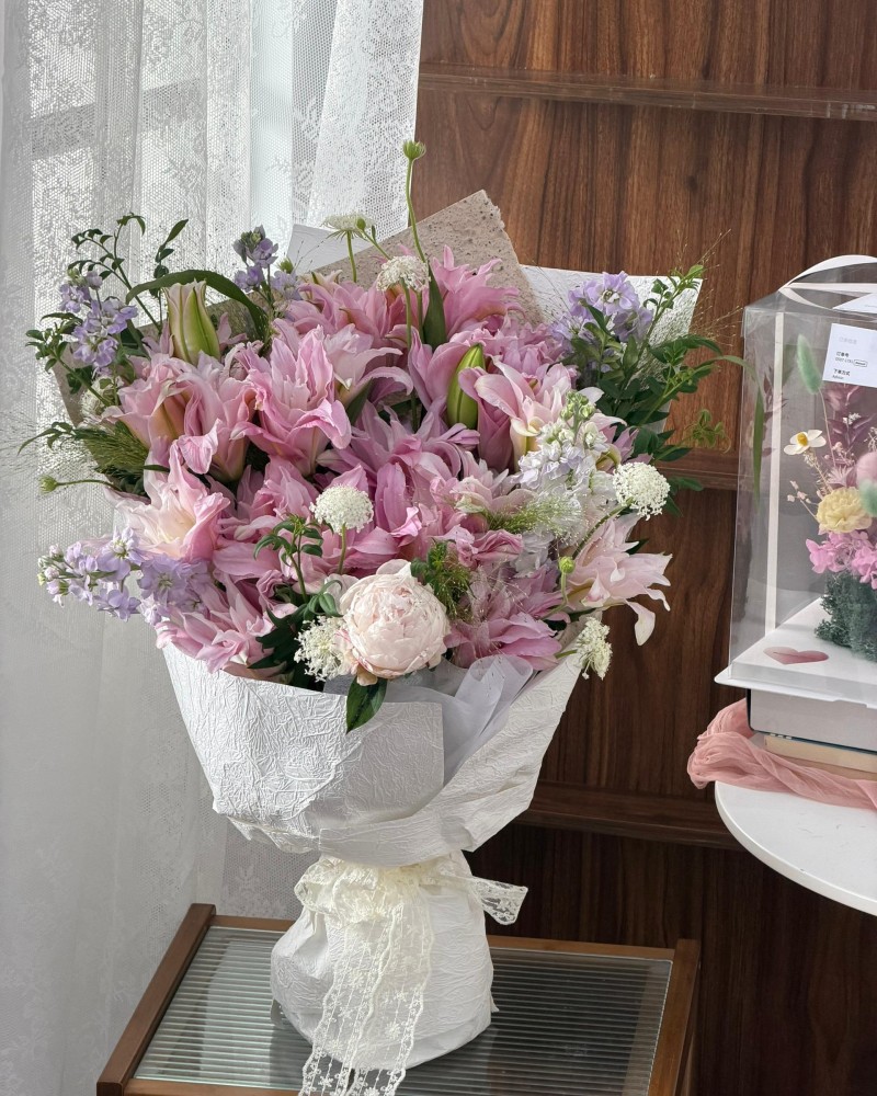 温柔百合 Soft Lily (fresh flower)